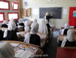 UNESCO: 2,4 Juta Anak Perempuan Afghanistan Kehilangan Akses Pendidikan Menengah sejak Taliban Berkuasa